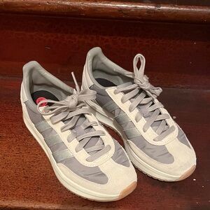 Adidas Cloudfoam women shoes